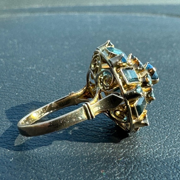 10k Victorian Blue Sapphire Cocktail Ring - Picture 3 of 11